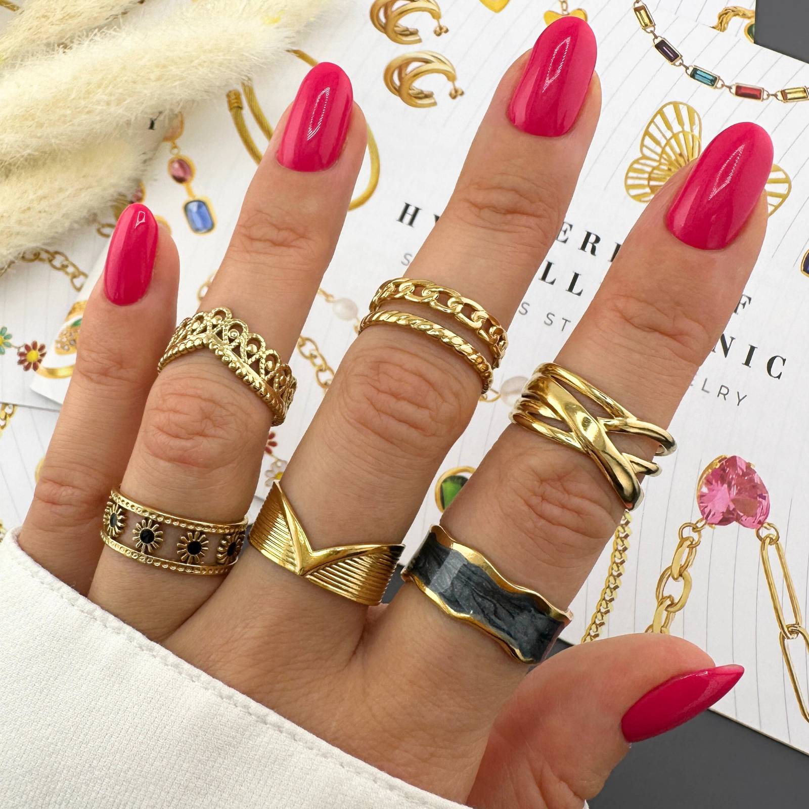 Midnight Bloom Adjustable Ring | 18K Gold Plated Stainless Steel